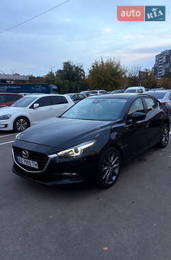 Седан Mazda 3 2018 в Дніпрі