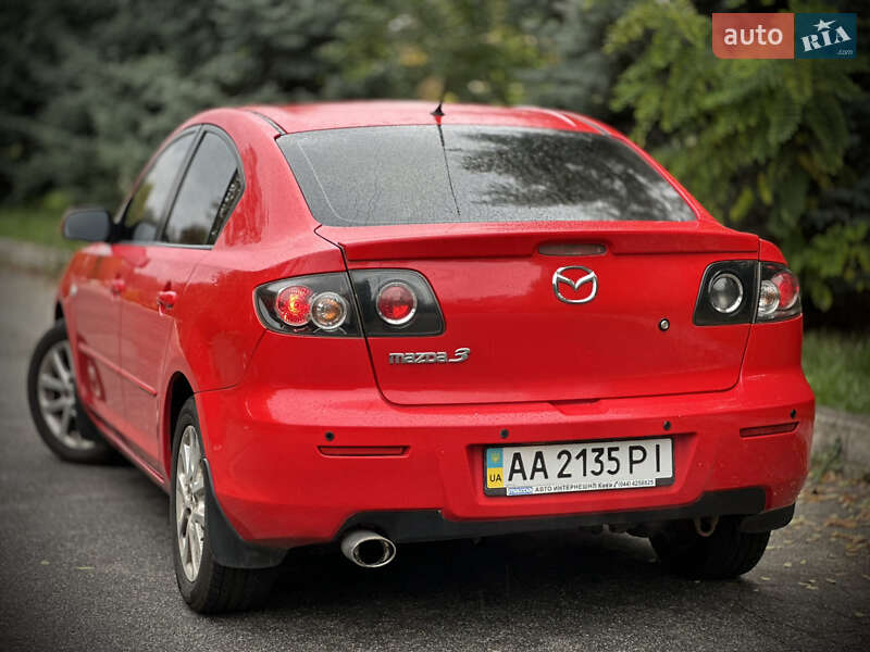 Седан Mazda 3 2008 в Киеве