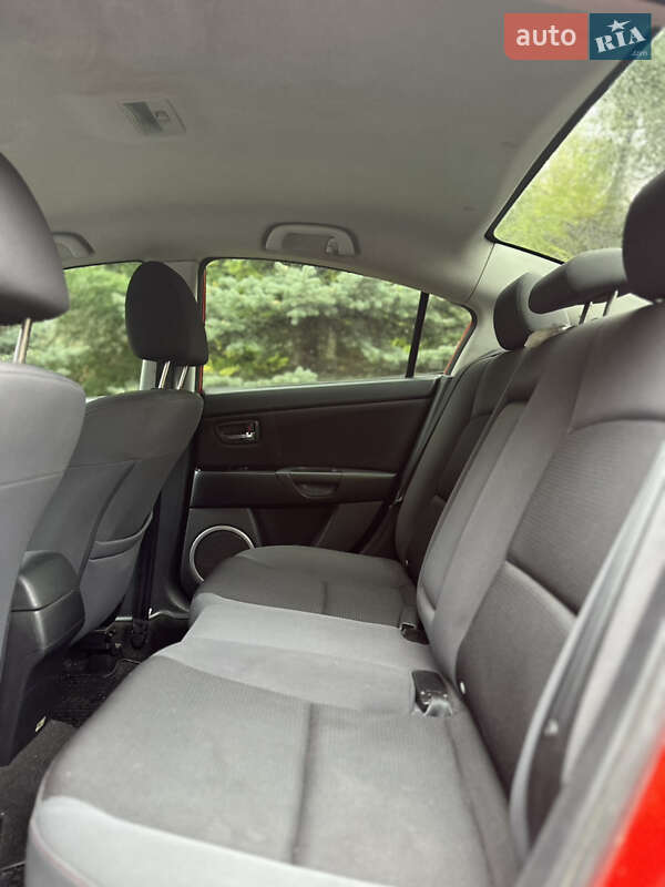 Седан Mazda 3 2008 в Киеве