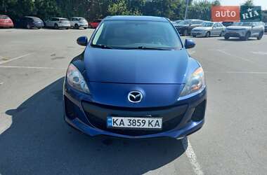 Хэтчбек Mazda 3 2012 в 