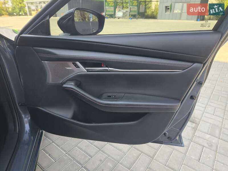 Седан Mazda 3 2023 в Днепре фото 21 Седан Mazda 3 2023 в Днепре