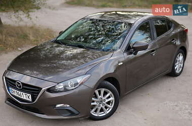 Седан Mazda 3 2015 в 