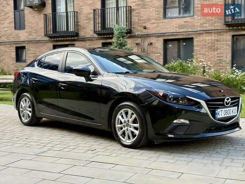 Седан Mazda 3 2013 в Ивано-Франковске