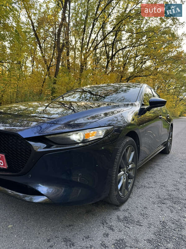Хэтчбек Mazda 3 2019 в Харькове