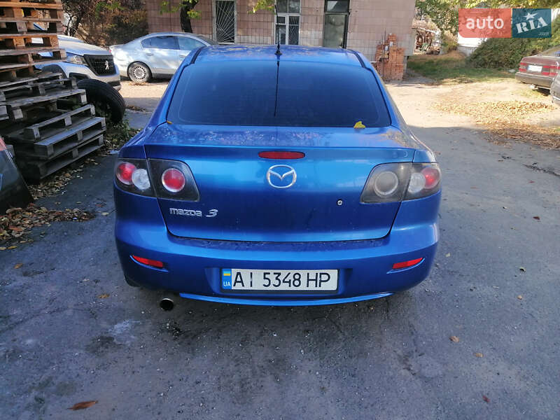 Седан Mazda 3 2004 в Василькові