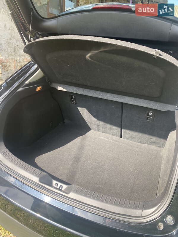 Хетчбек Mazda 3 2016 в Дубні