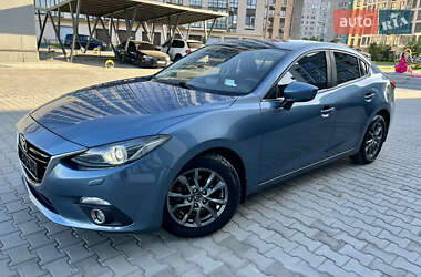 Седан Mazda 3 2015 в 