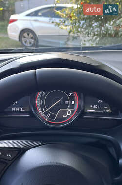 Седан Mazda 3 2015 в 