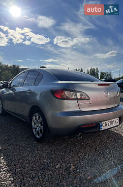 Седан Mazda 3 2009 в 