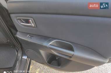 Хэтчбек Mazda 3 2006 в 