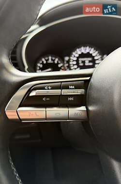 Седан Mazda 3 2019 в  фото 32 Седан Mazda 3 2019 в