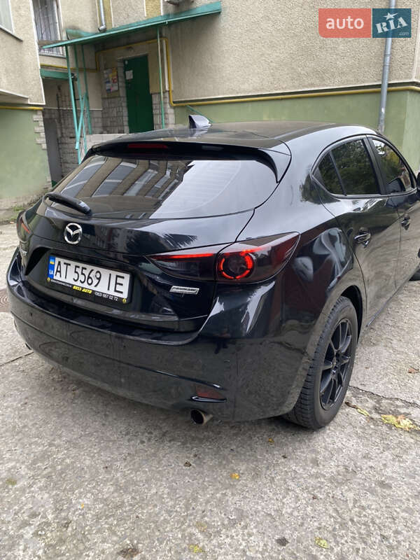 Хэтчбек Mazda 3 2014 в Ивано-Франковске