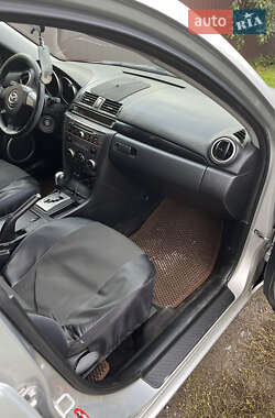 Седан Mazda 3 2007 в 