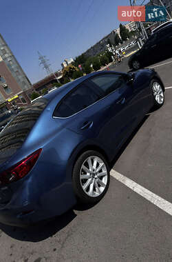 Седан Mazda 3 2016 в 