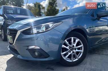 Седан Mazda 3 2014 в 