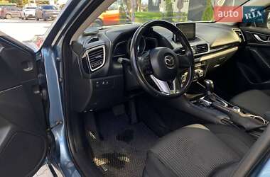 Седан Mazda 3 2014 в 
