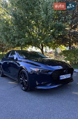 Седан Mazda 3 2019 в Киеве