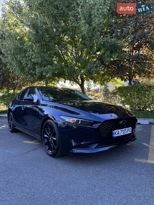 Mazda 3 2019