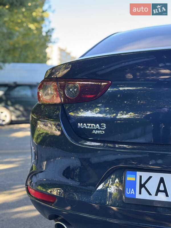 Седан Mazda 3 2019 в Киеве