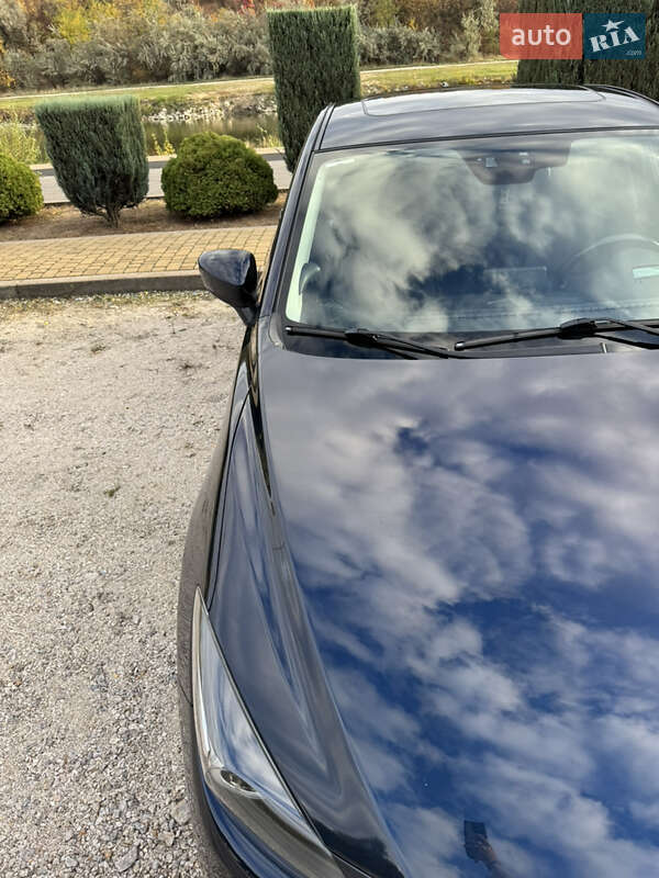 Седан Mazda 3 2017 в Дніпрі фото 4 Седан Mazda 3 2017 в Дніпрі