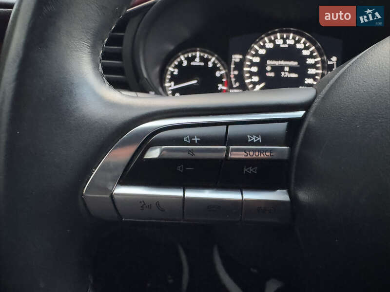 Хэтчбек Mazda 3 2020 в Киеве