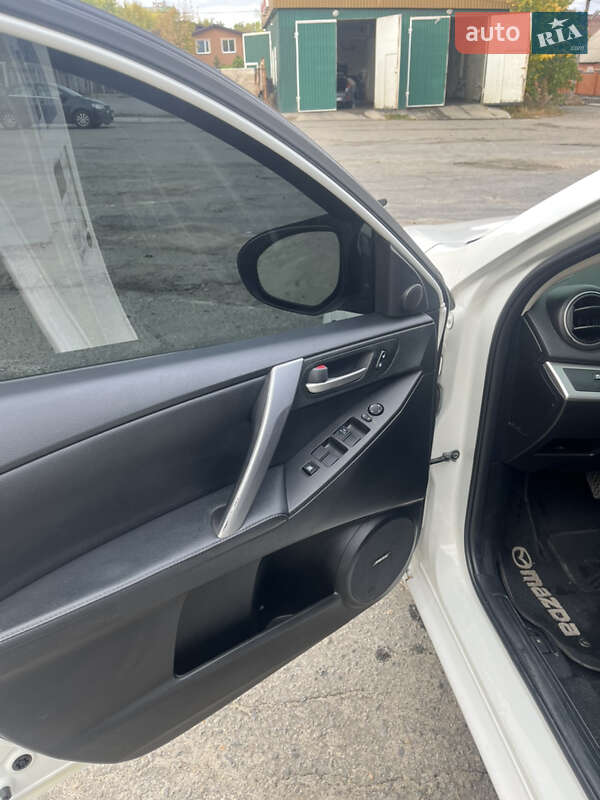 Седан Mazda 3 2011 в Днепре фото 11 Седан Mazda 3 2011 в Днепре