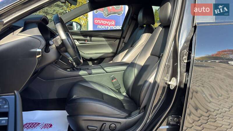 Хэтчбек Mazda 3 2019 в Львове