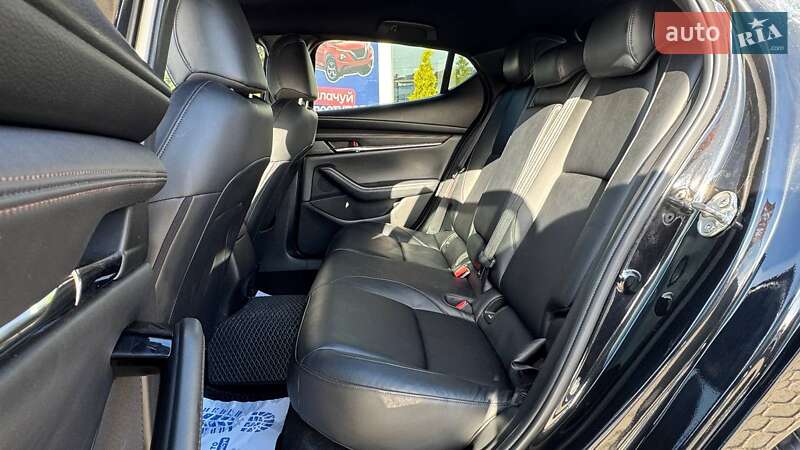 Хэтчбек Mazda 3 2019 в Львове
