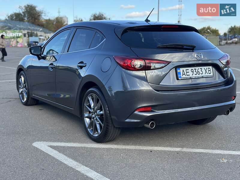 Хетчбек Mazda 3 2017 в Дніпрі фото 8 Хетчбек Mazda 3 2017 в Дніпрі