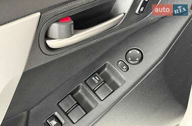 Хетчбек Mazda 3 2013 в 
