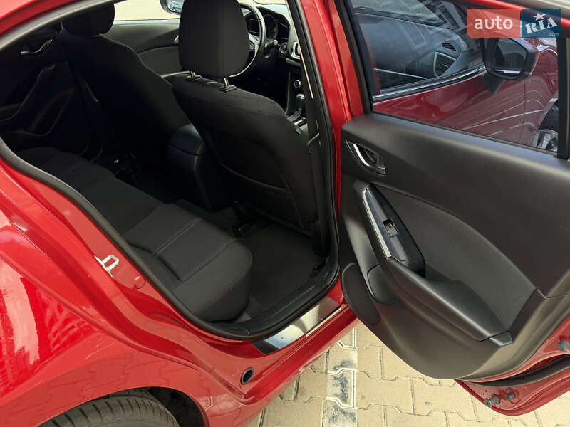 Седан Mazda 3 2017 в Києві
