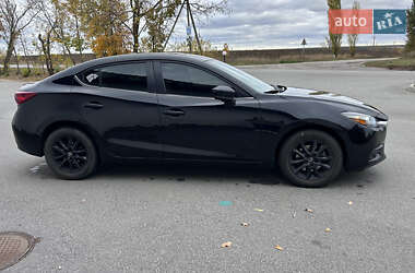 Седан Mazda 3 2017 в 