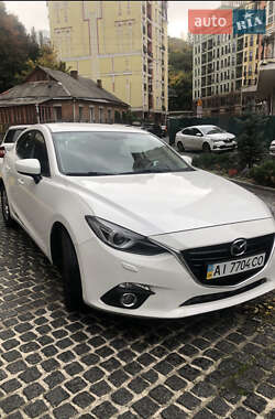 Хэтчбек Mazda 3 2014 в 