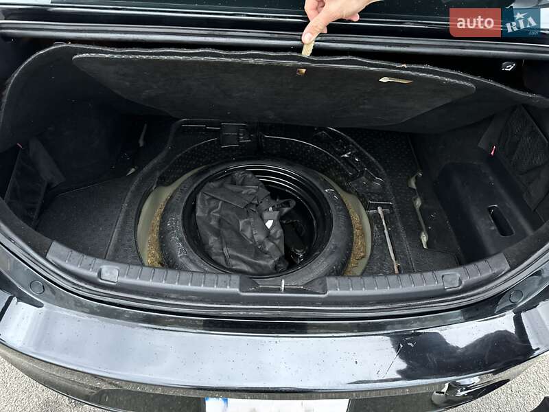 Седан Mazda 3 2019 в Житомире