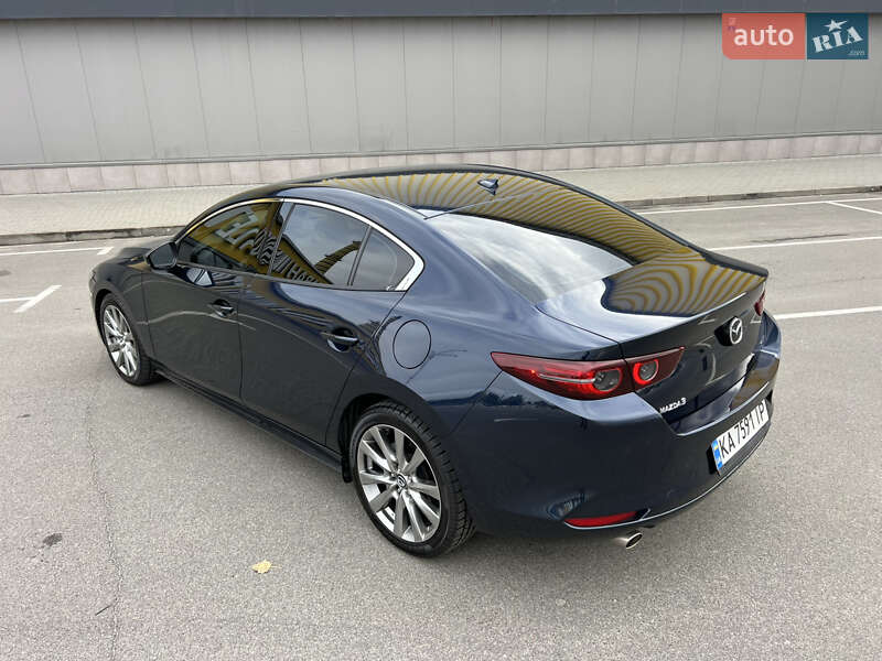 Седан Mazda 3 2020 в Киеве