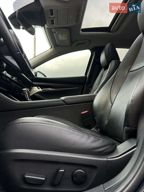 Седан Mazda 3 2020 в Киеве