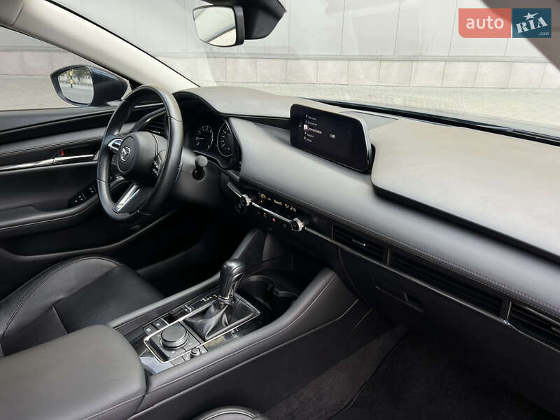 Седан Mazda 3 2020 в Киеве