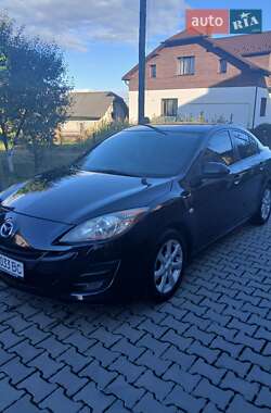 Седан Mazda 3 2013 в Ивано-Франковске