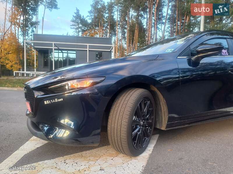 Хэтчбек Mazda 3 2024 в Киеве