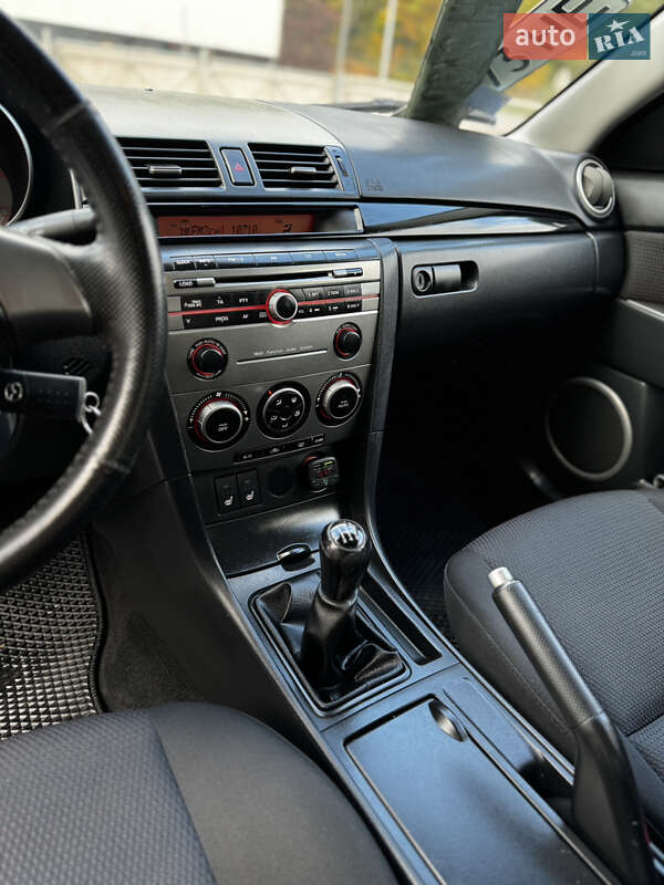Седан Mazda 3 2007 в Тернополе