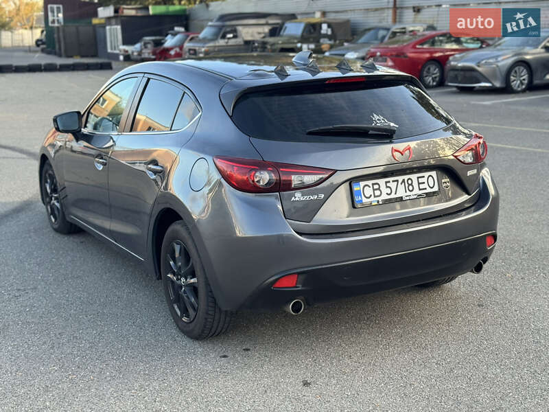 Хэтчбек Mazda 3 2014 в Киеве