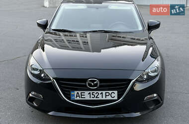 Седан Mazda 3 2016 в 