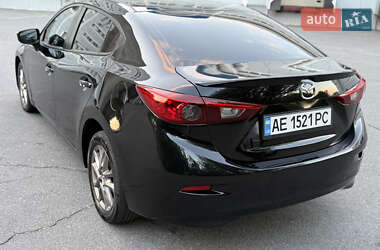 Седан Mazda 3 2016 в 