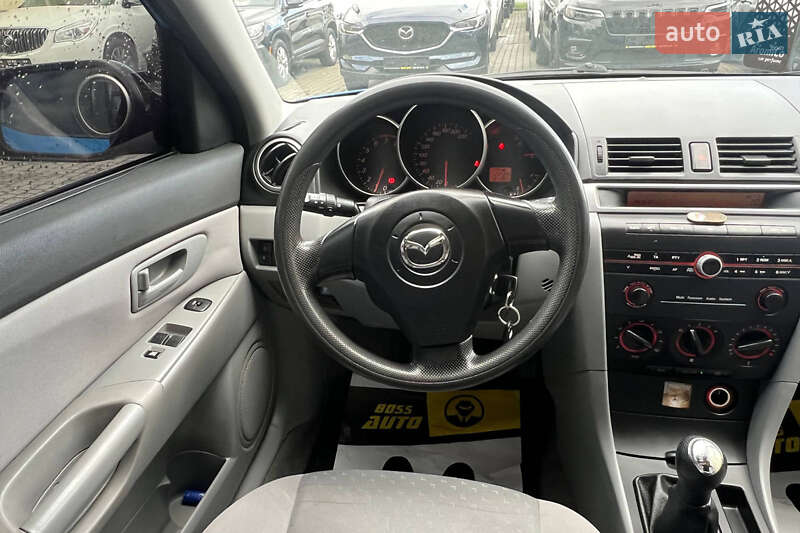 Хетчбек Mazda 3 2004 в Івано-Франківську