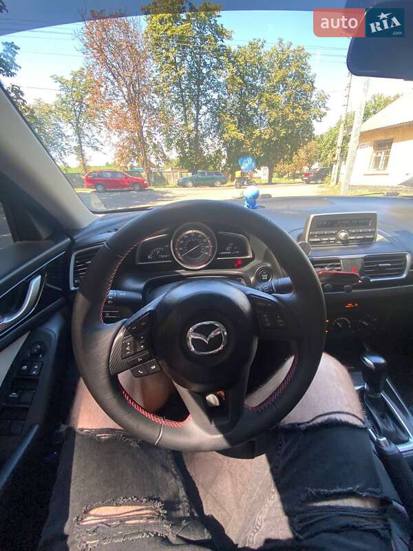 Седан Mazda 3 2013 в Черкассах