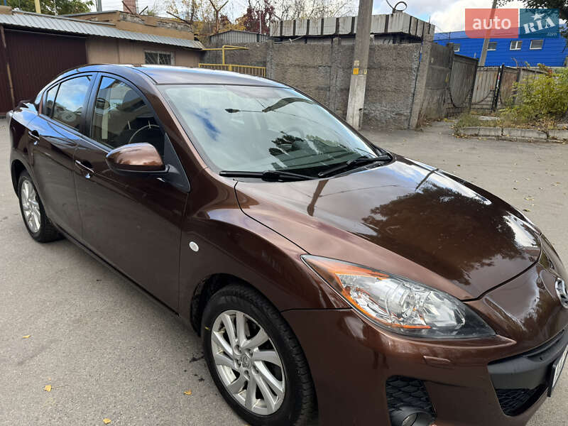 Седан Mazda 3 2011 в Києві