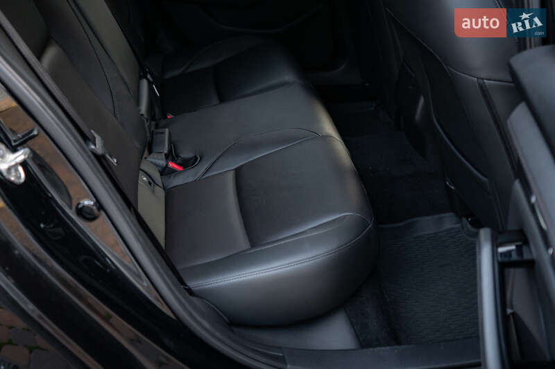 Хэтчбек Mazda 3 2022 в Киеве