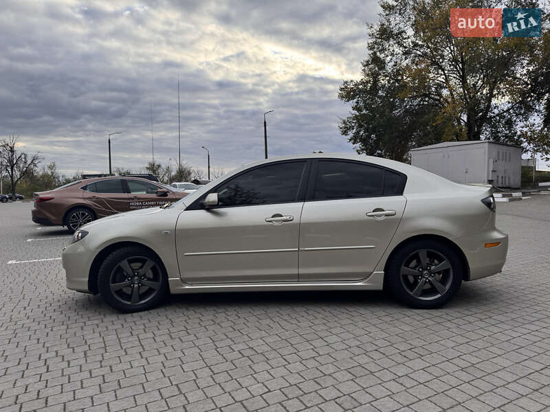 Седан Mazda 3 2008 в Запорожье