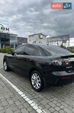 Седан Mazda 3 2009 в 
