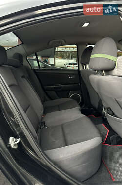 Седан Mazda 3 2009 в 